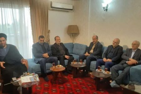 دیدار مدیران و اعضای شورای پایگاه بسیج شرکت گاز گلستان با خانواده محترم شهید رحمت‌الله گرزین (شهید منتسب به گاز گلستان)