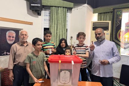 خانوادگی پای کار نظام مقدس جمهوری اسلامی ایران