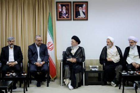 احقاق حق ضعیف از قوی، از بزرگ‌ترین اعمال صالح است