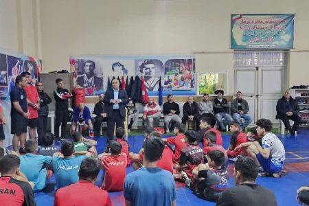 بازديد رئيس هيأت کشتي گلستان از اردوي تيم ملي کشتي آزاد دانشآموزان کشور