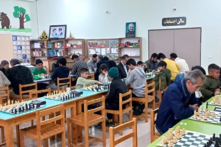 رقابت شطرنج‌بازان علی‌آبادی در کانون پرورش فکری