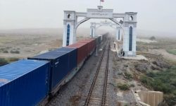 تردد تجاری از مرز اینچه‌برون به روزانه ۱۲۰ کامیون رسید