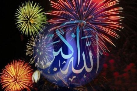 همزمان با نورافشانی‌ها؛ مردم بانگ الله‌اکبر سر دادند