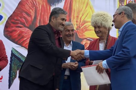 بندر ترکمن میزبان آیین باشکوه بزرگداشت مختومقلی فراغی؛ پیام وحدت از زبان شعر