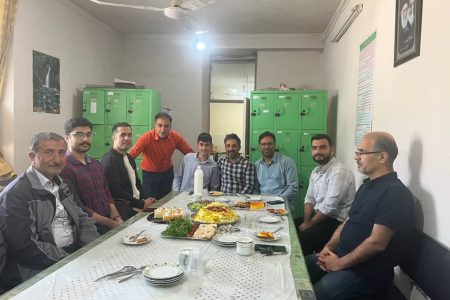 قدردانی به سبک دانش آموزان دبیرستان پسرانه مطهری گرگان