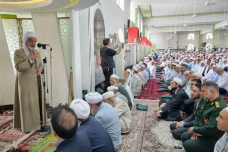 نماز جمعه کانون وحدت امت اسلامی و حمایت از مظلومان است