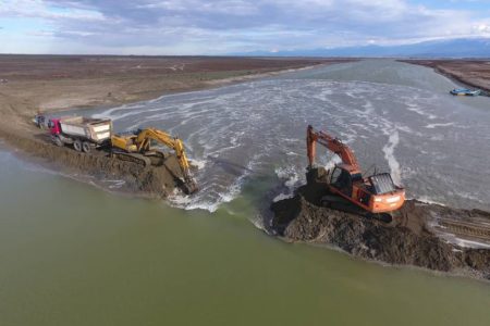 لایروبی نگهداری کانال آشور یک ضرورت است/ افت سالیانه سطح آب دریای خزر