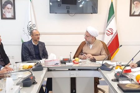 نشست تخصصی همكاری مشترك پست گلستان و اداره‌كل اوقاف و امور خیریه استان برگزار شد