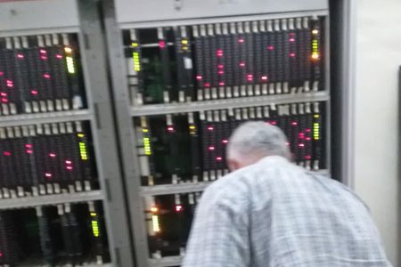 رفع خرابی سوئیچ مرکز مخابرات شهر دوزین از توابع شهرستان مینودشت