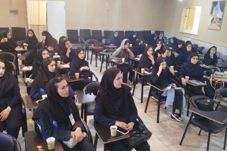 برگزاری دوره آموزش تفکیک زباله از مبدا ویژه نوجوانان پایه متوسط اول گرگان
