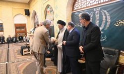 تجلیل استاندار و نماینده ولی‌فقیه استان گلستان از حاجی مشهدی مدیرکل امور مالیاتی استان، به جهت برپایی موکب (خدمت‌رسانی)