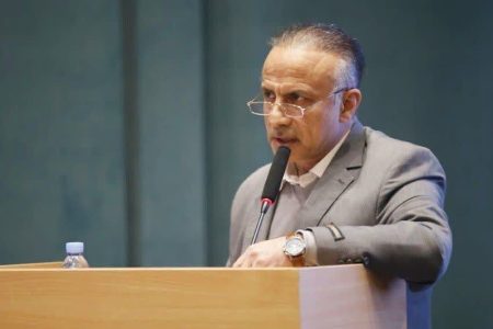 آسم یکی از شایع ترین بیماری های مزمن غیرواگیر است و یک معضل بهداشتی براي کلیه جوامع بشری است