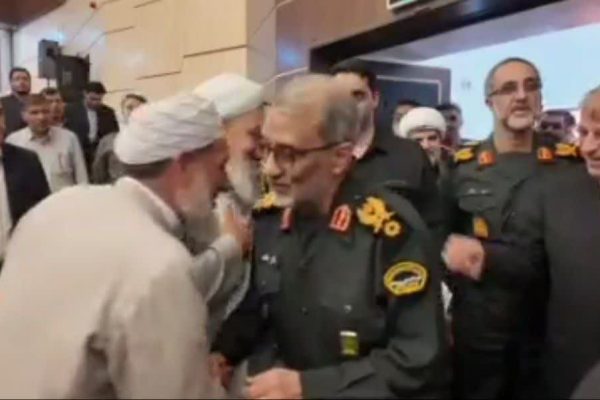 فرماندهان جدید انتظامی و مرزبانی گلستان معرفی شدند/ مرکز اسلامی از خدمات سرداران دادگر و حاتمی تقدیر کرد