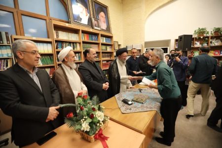 روز خبرنگار در جوار حضرت آیت الله نورمفیدی نماینده ولی فقیه در استان