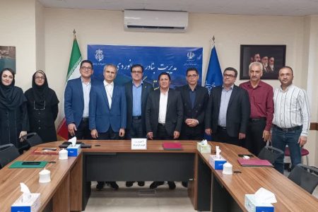 نشست مدیر بنادر و دریانوردی استان گلستان با کارکنان این مدیریت بمناسبت هفته دولت و روز کارمند